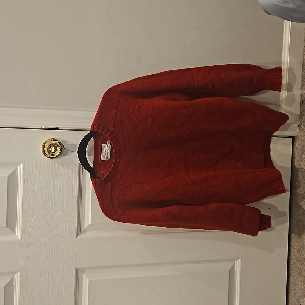 Red wool Sweater